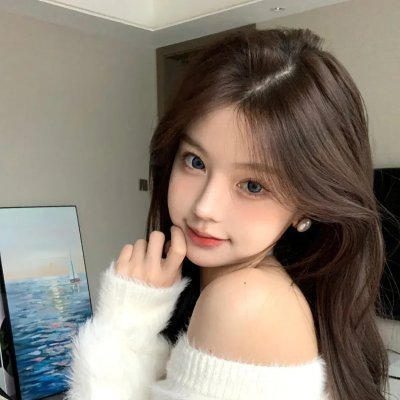 泳池怪诞
